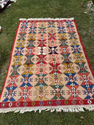 Alfombra Turca tejida a mano con tintes naturales