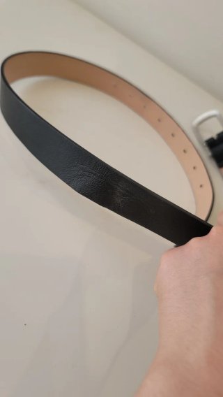 Cinturón negro H&M hebilla plateada