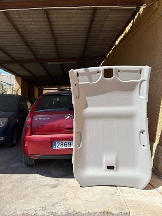 tapiza el techo caído de tu coche, puertas y pilar