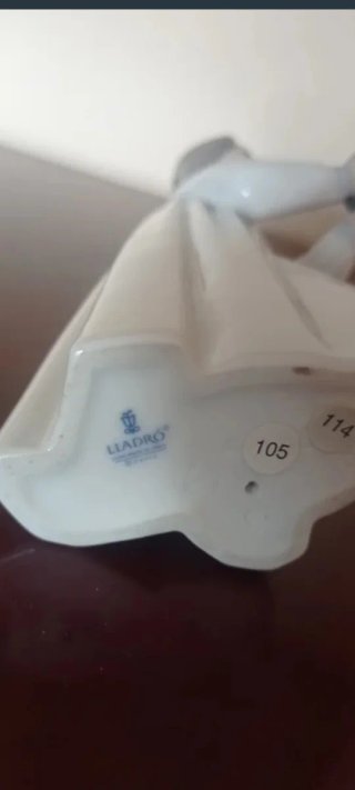 Figura Lladro Niña con Vela Porcelana