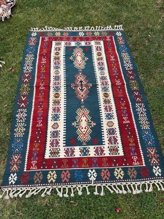 Alfombra Turca tejida a mano con tintes naturales