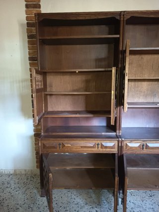 Mueble de salón de madera