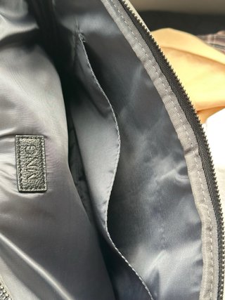 Funda portátil piel Mango