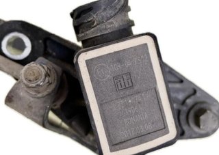 Sensor Altura Suspensión Renault 22194741 T-Series