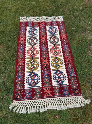 Alfombra Turca tejida a mano con tintes naturales