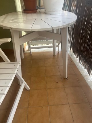 Mesa y 2 Sillas Terraza Blancas