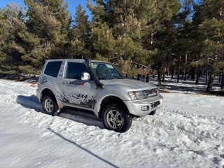 Mitsubishi Montero 2001