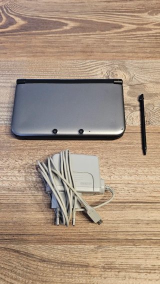 Nintendo 3DS XL + Juegos Pokémon
