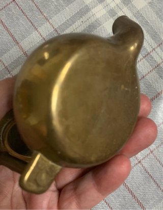Lámpara de aceite de latón antiguo