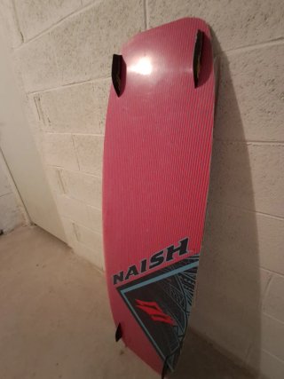 Tabla Kitesurf Nash Hero 140x42