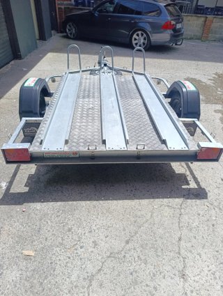 Remolque para 3 motos