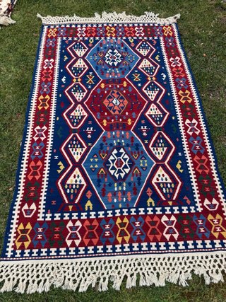 Alfombra Turca tejida a mano con tintes naturales
