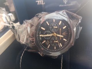 Reloj Maserati Negro y Dorado Nuevo
