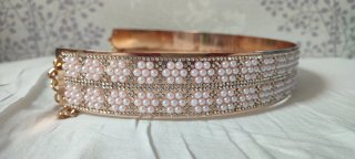 Cinturón dorado con perlas/brillantes-bolso dorado