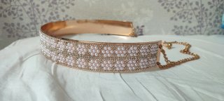 Cinturón dorado con perlas/brillantes-bolso dorado
