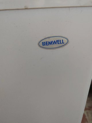 Congelador Emwell 200L