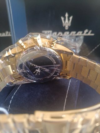 Reloj Maserati Dorado y Blanco Original