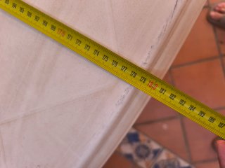 Mesa de jardín y 6 sillas de plástico