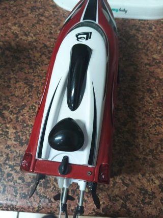 Lancha RC de alta velocidad