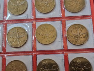 Lotto 40 monete 20 Lire Repubblica Italiana