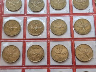Lotto 40 monete 20 Lire Repubblica Italiana