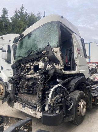Boton elevalunas renault 23391480 t-series d13k440
