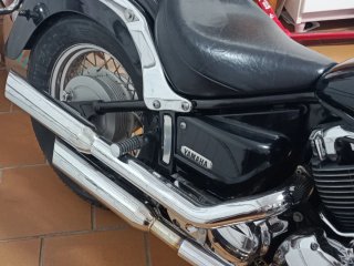 Yamaha XVS 650 Drag Star Negra