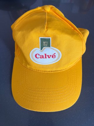 Cappellino giallo