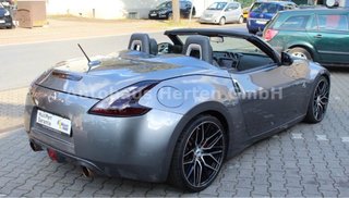 Nissan 370Z Convertible Gris