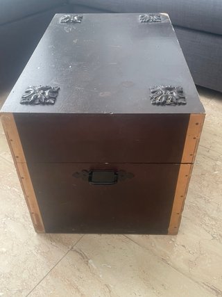 Arcón de madera para restaurar