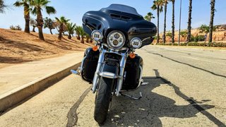 Harley-Davidson Negra Touring