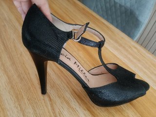 Zapatos Patricia Miller Negros Tacón