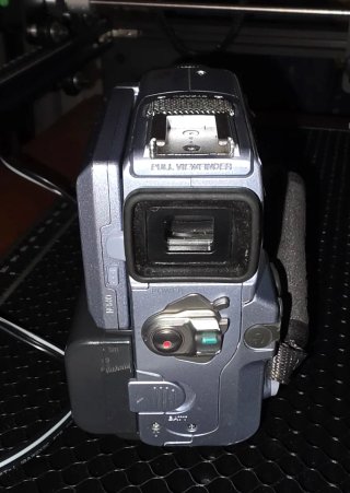 Videocámara Sony DCR-PC8E + Kit Completo