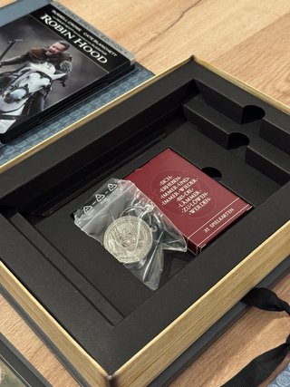 Robin Hood Collector's Box Blu-ray Steelbook