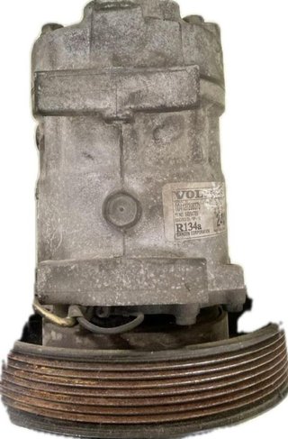 Compresor del aire acondicionado 84094705 volvo .