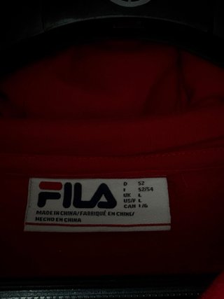 Felpa rossa FILA con cappuccio – Oversize / Street