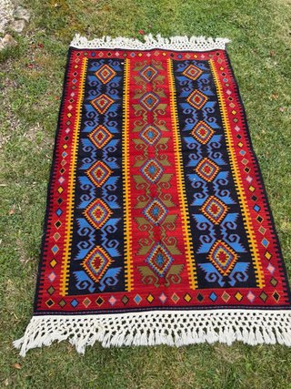 Alfombra Turca tejida a mano con tintes naturales