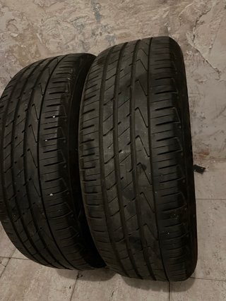 Neumáticos 215/65/17