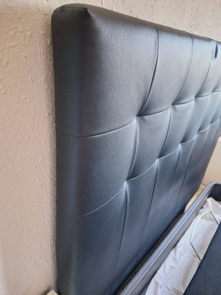 Cabezal de cama polipiel negro