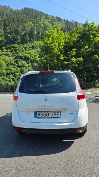 Renault Grand Scenic 2016