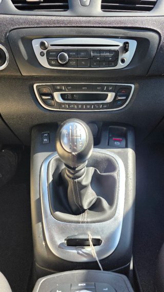 Renault Grand Scenic 2016