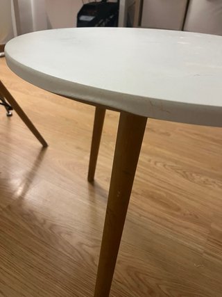 Mesa auxiliar redonda madera blanca