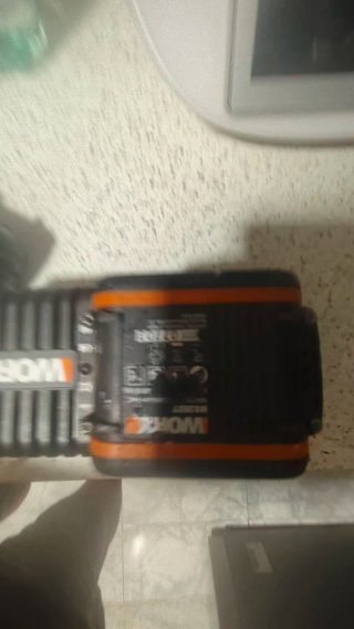 Taladro Worx 16V con batería y cargador