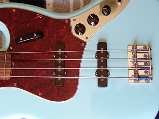 Cambio/ Venta Fender Vintera 60's Jazz Bass