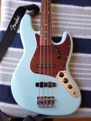Cambio/ Venta Fender Vintera 60's Jazz Bass