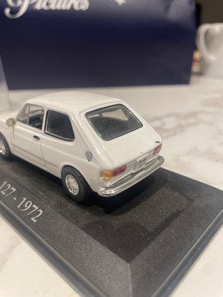 Seat 127 Blanco 1/43 Altaya