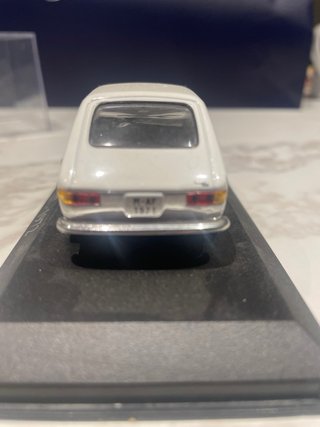 Seat 127 Blanco 1/43 Altaya