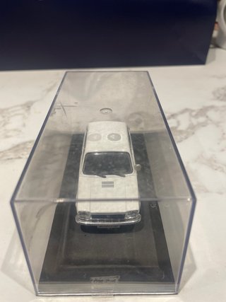 Seat 127 Blanco 1/43 Altaya