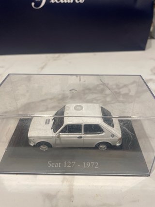Seat 127 Blanco 1/43 Altaya