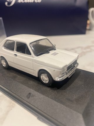 Seat 127 Blanco 1/43 Altaya